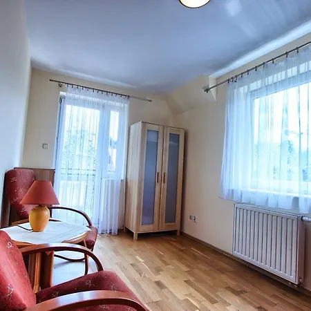 Zakosunflower Apartman