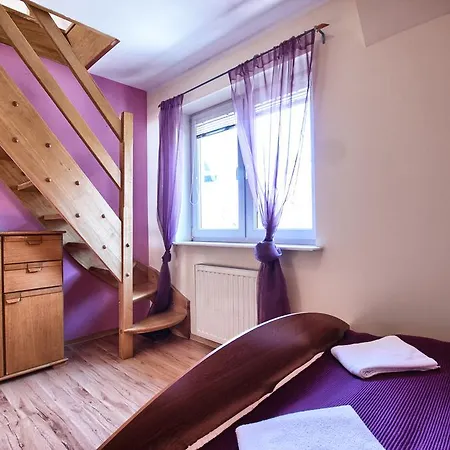 Zakosunflower アパート ザコパネ